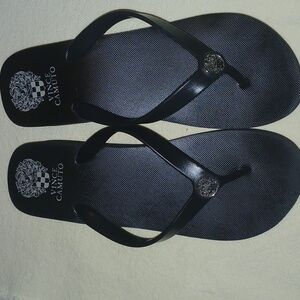 Vince Camuto Black  Sandals with Logo Medallion sz.9